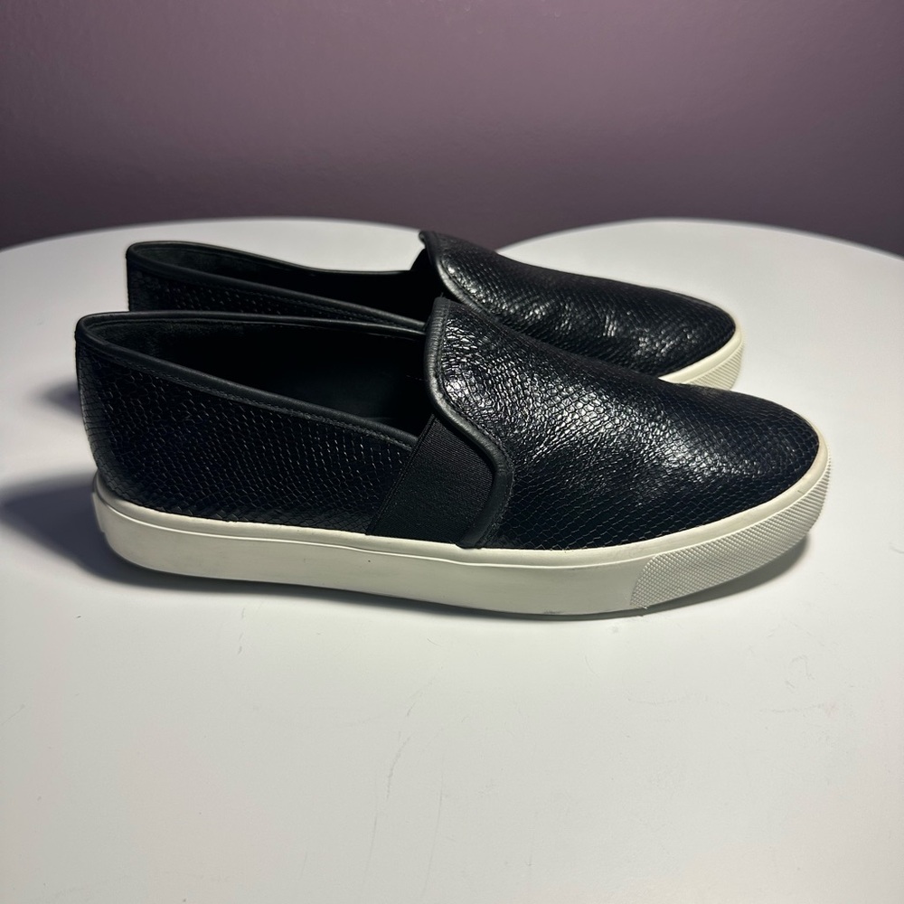 VINCE - NEW- Blair Snake Print Black Slip-On Shoes